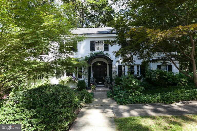 202 Longwood Road Baltimore, MD 21210 - Photo 1 of 22 Exterior (Front)