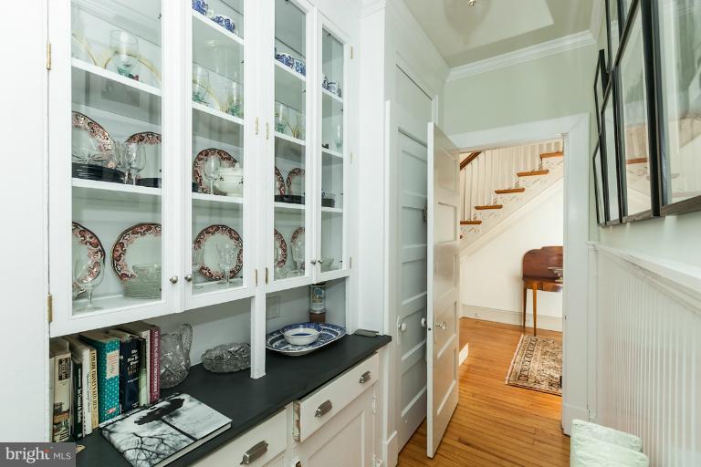 202 Longwood Road Baltimore, MD 21210 - Photo 12 of 22 Kitchen