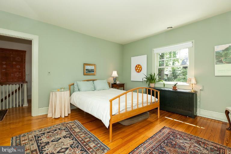 202 Longwood Road Baltimore, MD 21210 - Photo 17 of 22 Bedroom