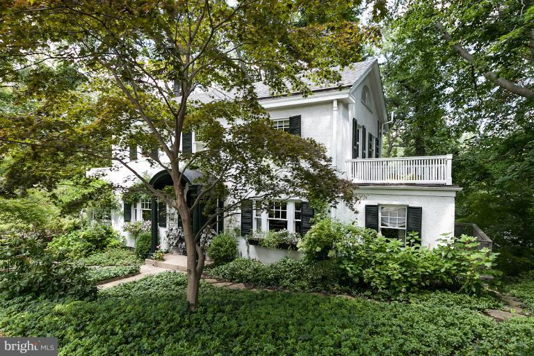 202 Longwood Road Baltimore, MD 21210 - Photo 3 of 22 Exterior (Front)