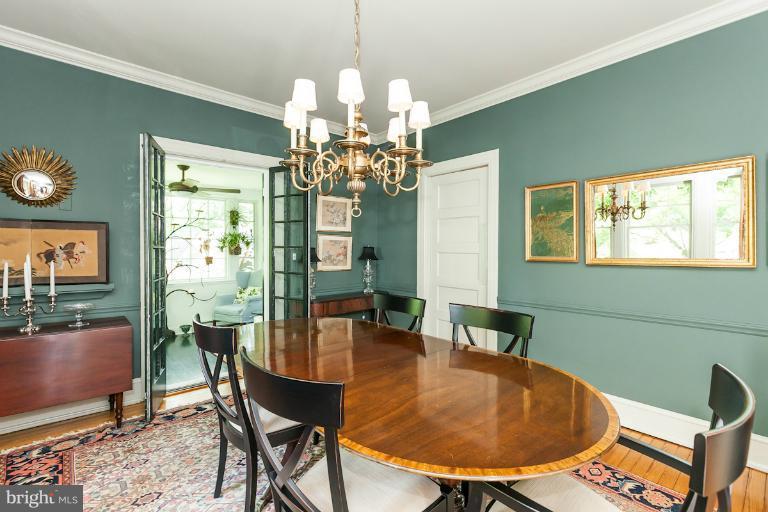 202 Longwood Road Baltimore, MD 21210 - Photo 10 of 22 Dining Room