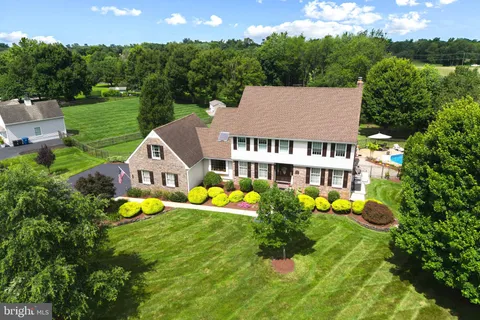 $960,000 | 103 Fox Chase Court, Southampton, NJ 08088