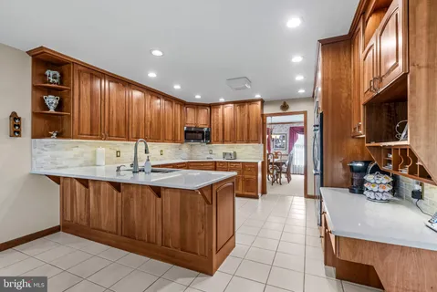 $960,000 | 103 Fox Chase Court, Southampton, NJ 08088