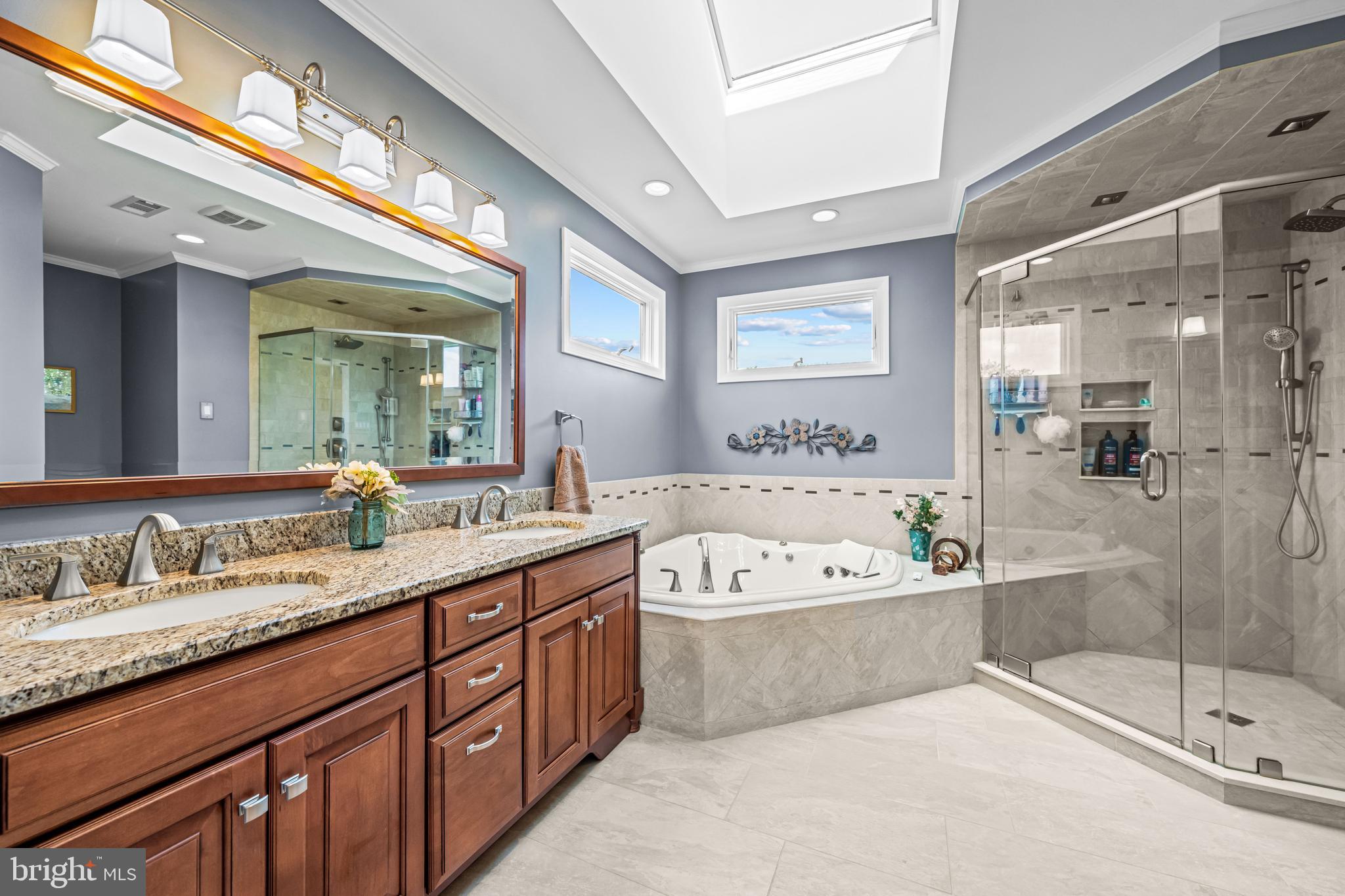 103 Fox Chase Court Southampton, NJ 08088 - Photo 49 of 98 a spacious bathroom with a tub double sink and mirror