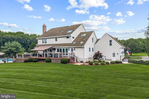 $960,000 | 103 Fox Chase Court, Southampton, NJ 08088