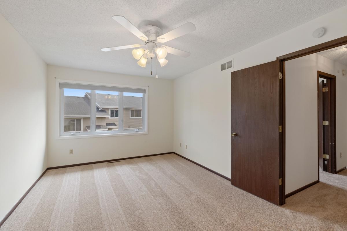 6744 Foliage Court Rosemount, MN 55068 - Photo 14 of 24