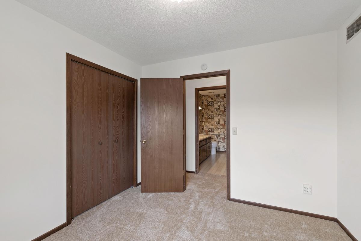 6744 Foliage Court Rosemount, MN 55068 - Photo 18 of 25