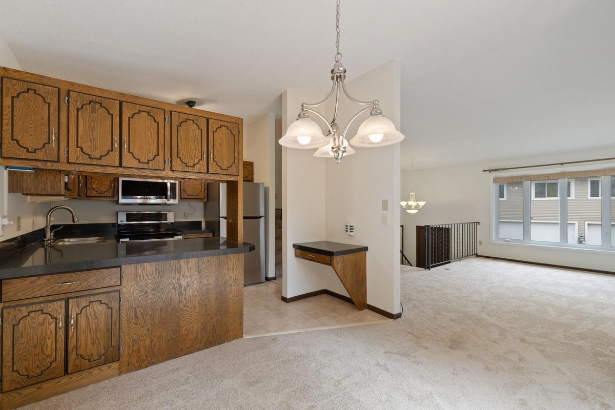 6744 Foliage Court Rosemount, MN 55068 - Photo 5 of 25