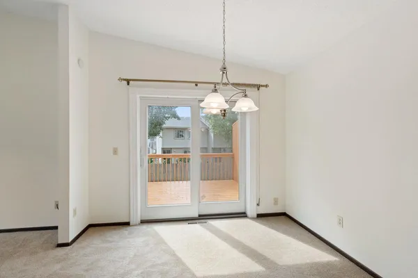 $259,900 | 6744 Foliage Court, Rosemount, MN 55068