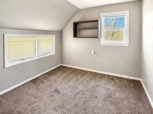 $85,900 | 352 3rd Street, Tracy, MN 56175