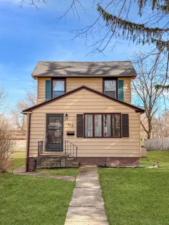 $85,900 | 352 3rd Street, Tracy, MN 56175