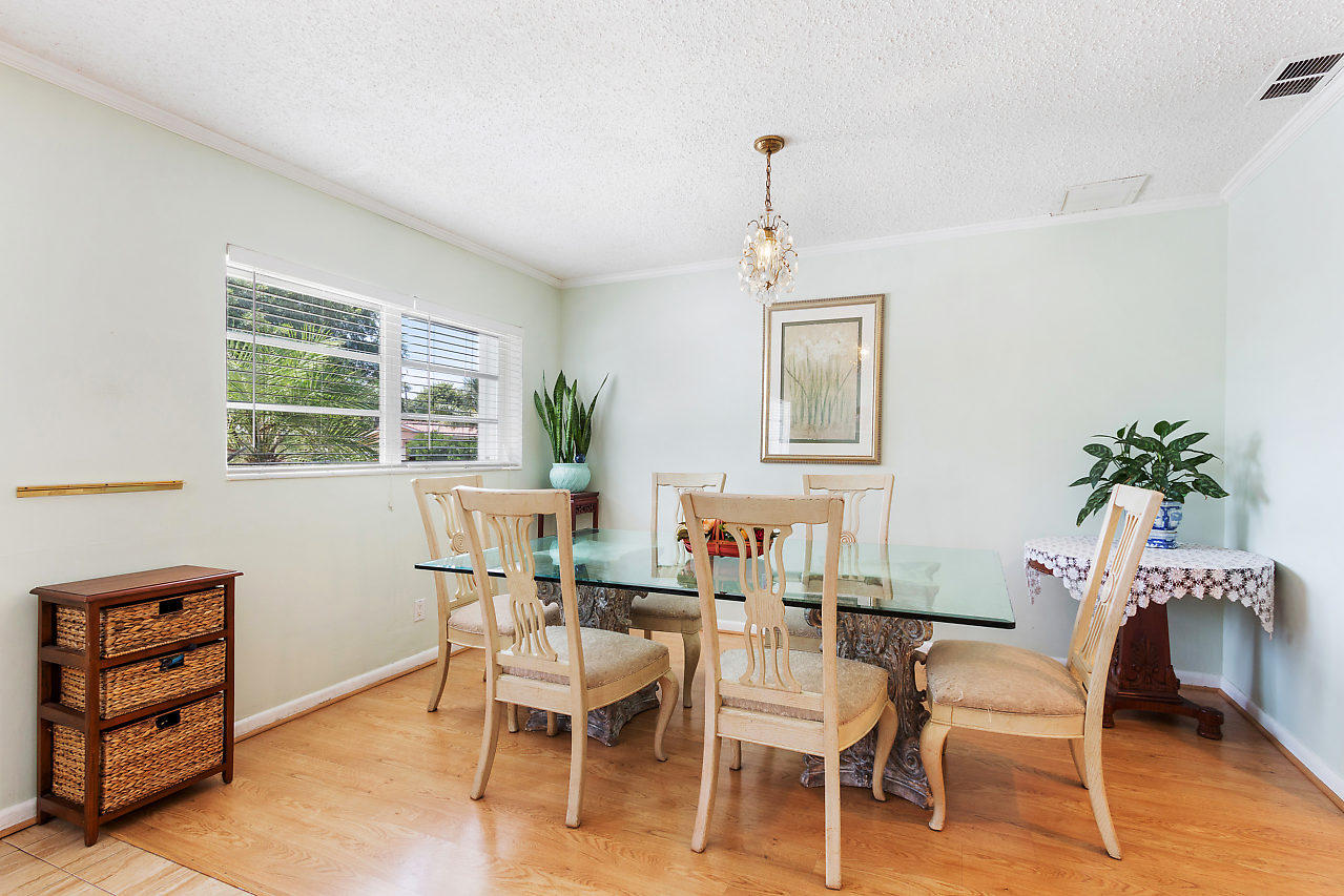 445 Northeast 37th Street Boca Raton, FL 33431 - Photo 12 of 28 Dining Room