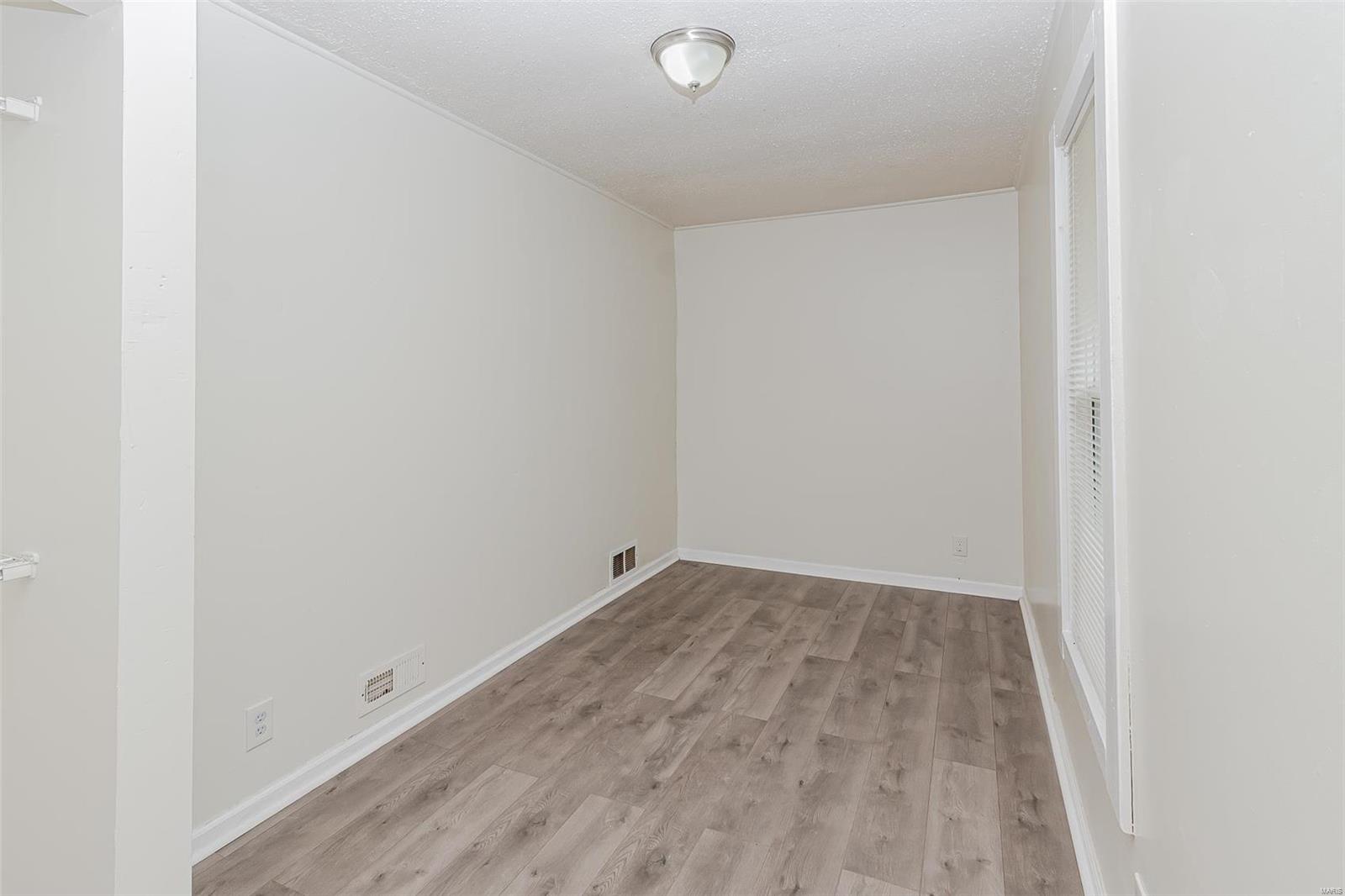 3312 Edmundson Road St. Louis, MO 63114 - Photo 13 of 23 Gallery Image 13