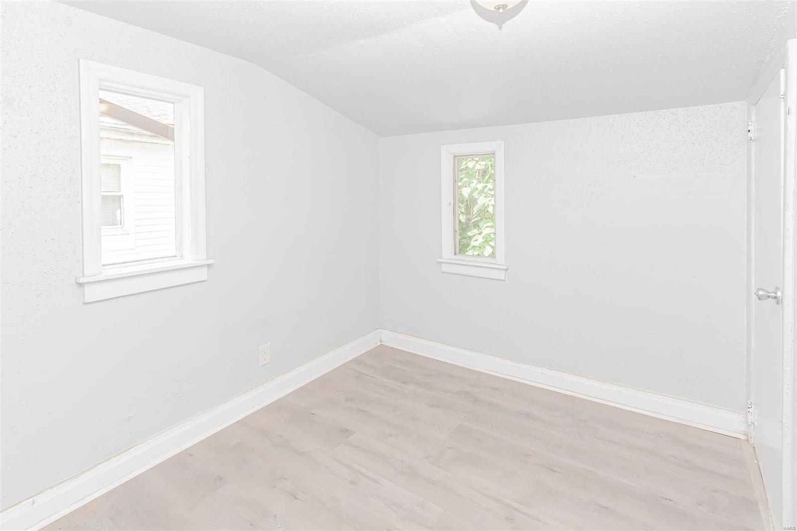 3312 Edmundson Road St. Louis, MO 63114 - Photo 16 of 23 Gallery Image 16