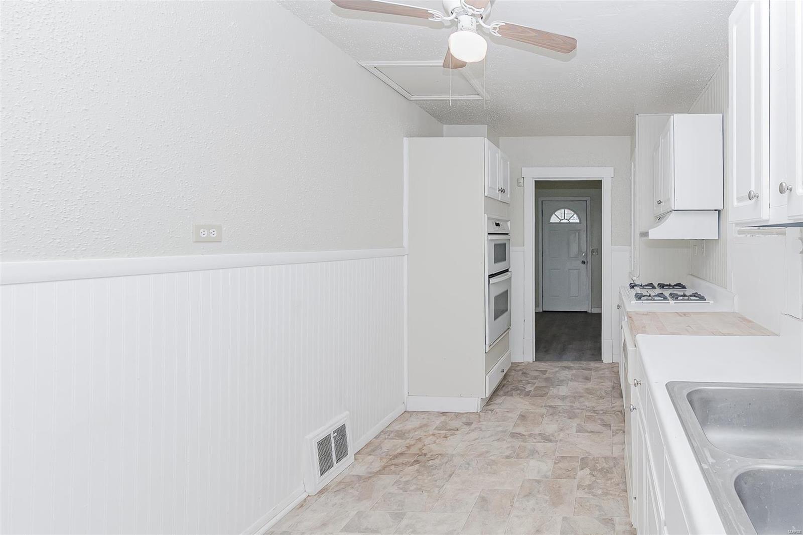 3312 Edmundson Road St. Louis, MO 63114 - Photo 6 of 23 Gallery Image 6