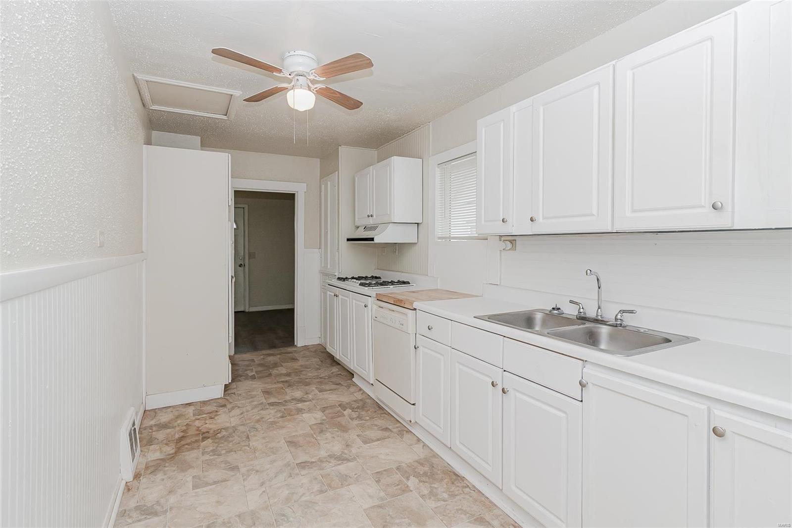 3312 Edmundson Road St. Louis, MO 63114 - Photo 7 of 23 Gallery Image 7