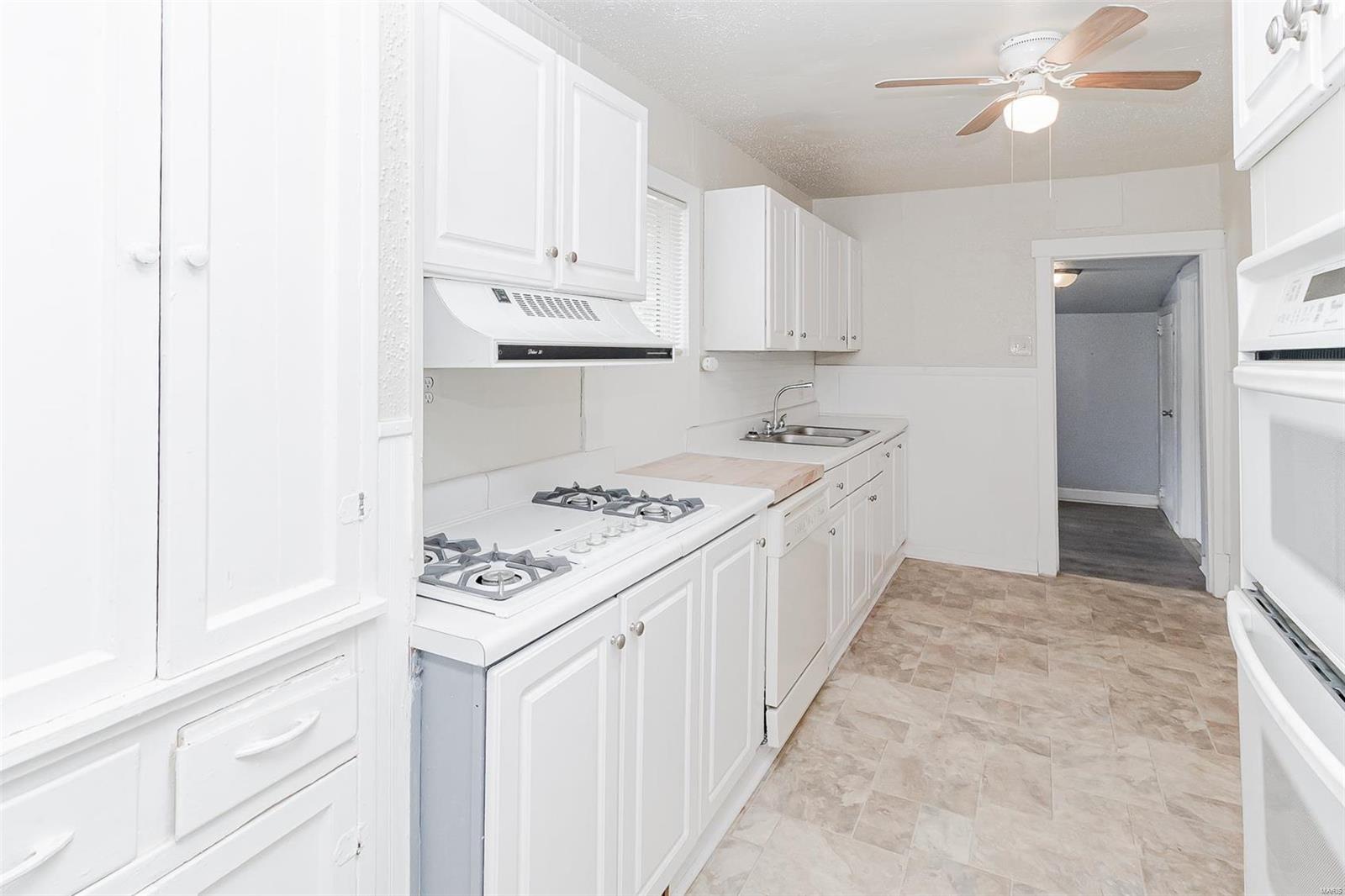3312 Edmundson Road St. Louis, MO 63114 - Photo 8 of 23 Gallery Image 8