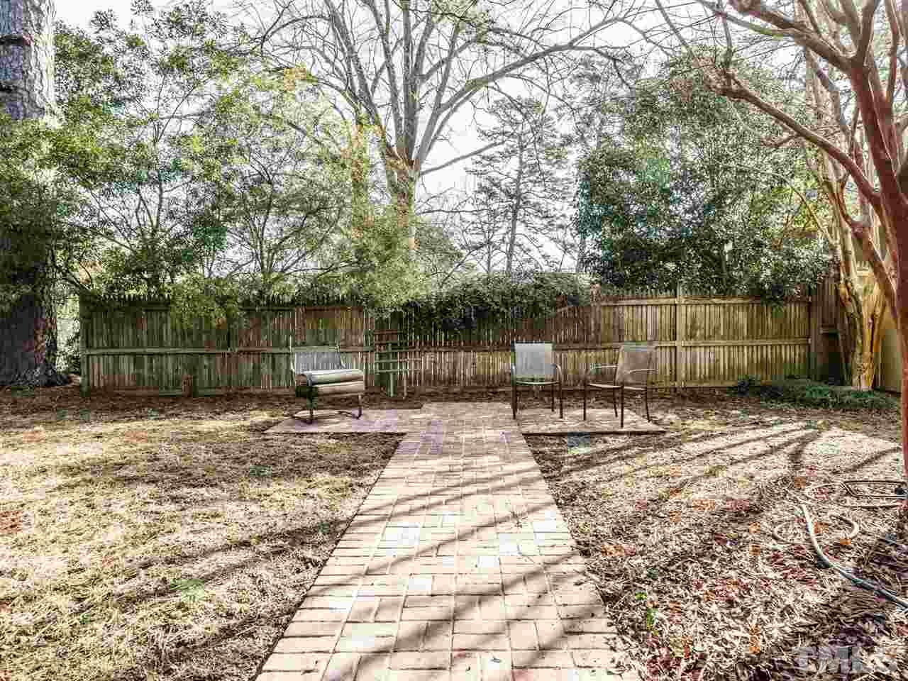2211 The Circle Raleigh, NC 27608 - Photo 22 of 25