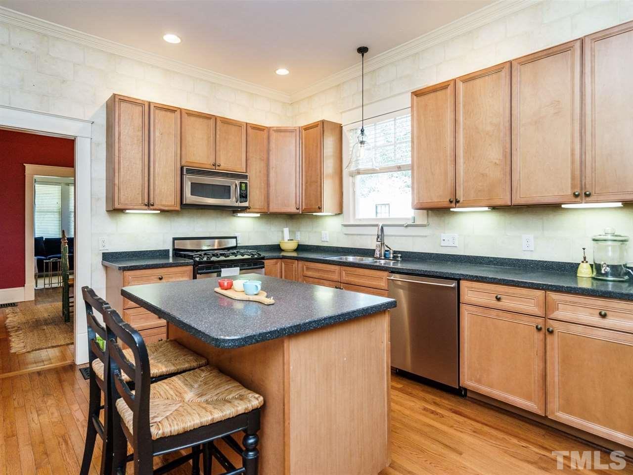 2211 The Circle Raleigh, NC 27608 - Photo 10 of 25