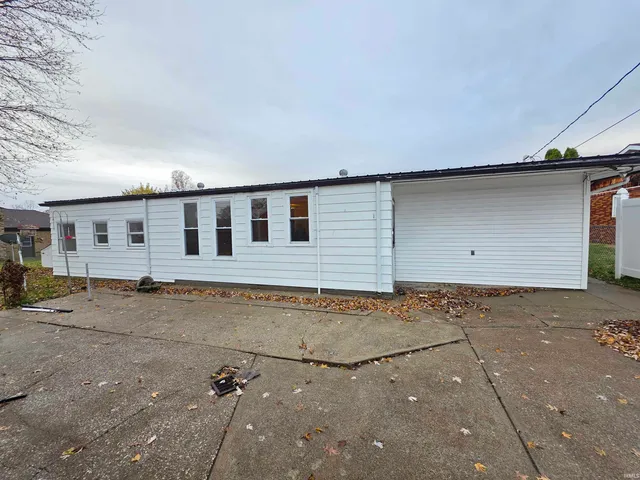 $245,000 | 1128 19th Street, Tell City, IN 47586