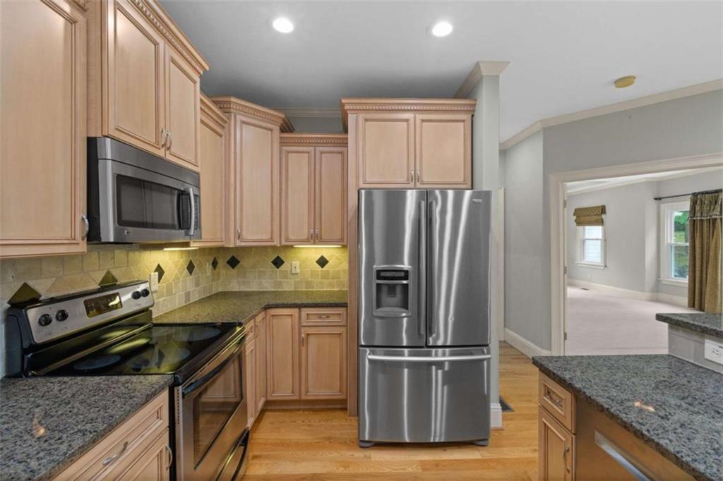 124 Sweet Water Ridge Hoschton, GA 30548 - Photo 22 of 77 Gallery Image 22