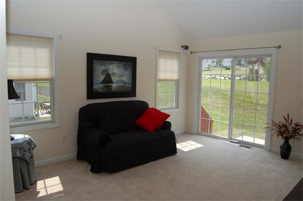 9 Fox Run Road, Unit 9 Blackstone, MA 01504 - Photo 3 of 21 Gallery Image 3