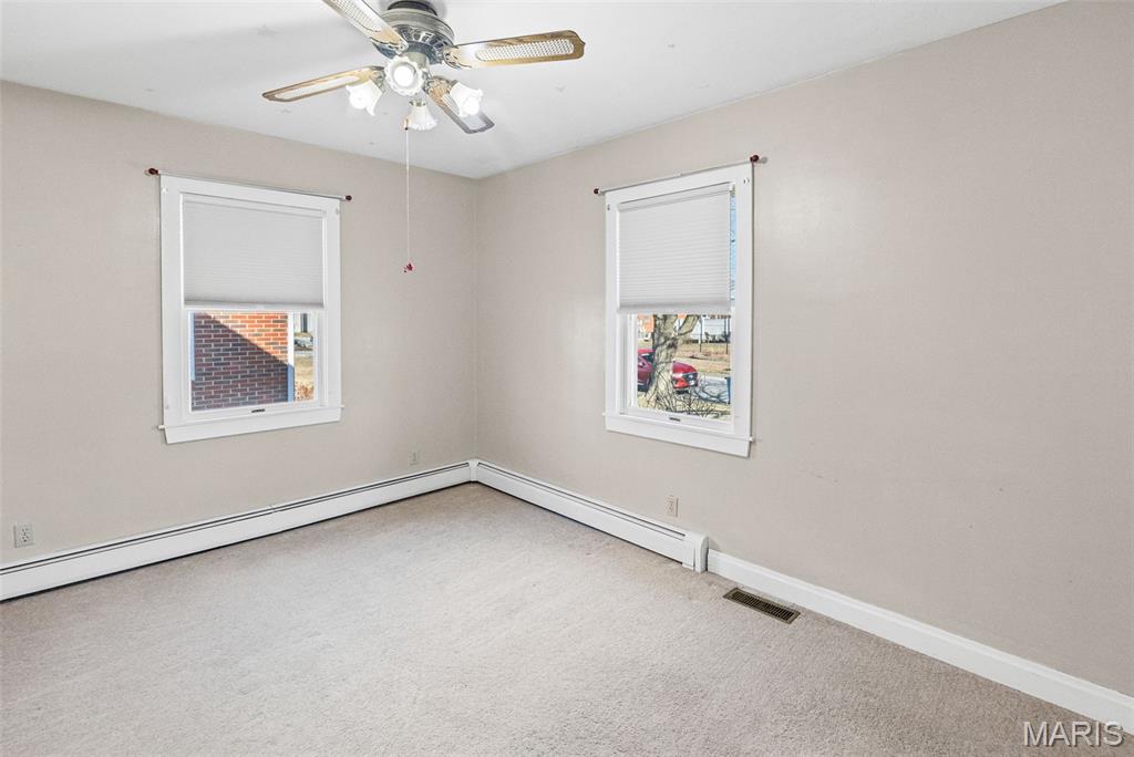 614 Olive Street Highland, IL 62249 - Photo 14 of 37