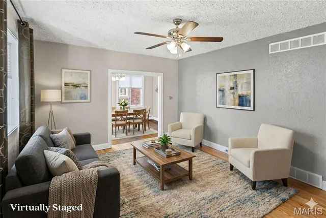 $235,000 | 614 Olive Street, Highland, IL 62249