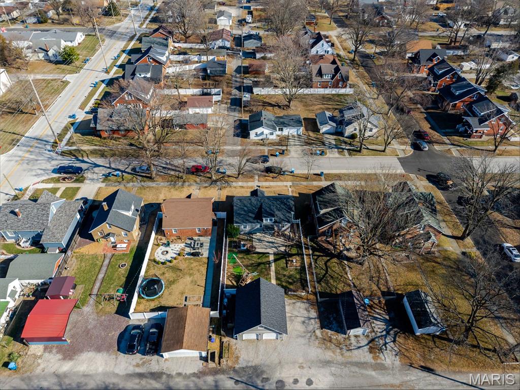 614 Olive Street Highland, IL 62249 - Photo 28 of 37