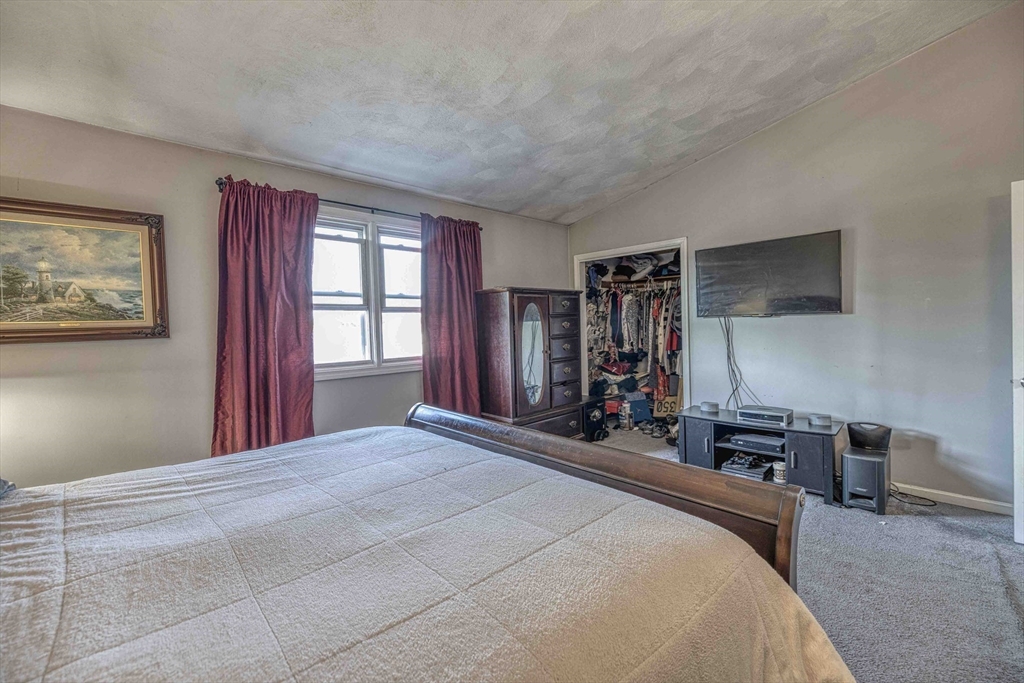 721 Cambridge Street, Unit B Fall River, MA 02721 - Photo 15 of 22