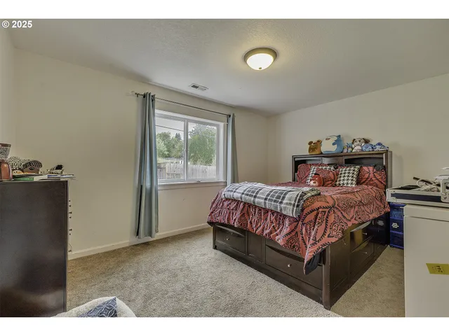 $469,000 | 35505 Iris Way, St. Helens, OR 97051