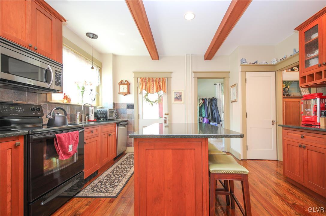 976 North Brookside Road Allentown, PA 18106 - Photo 18 of 47 Gallery Image 18