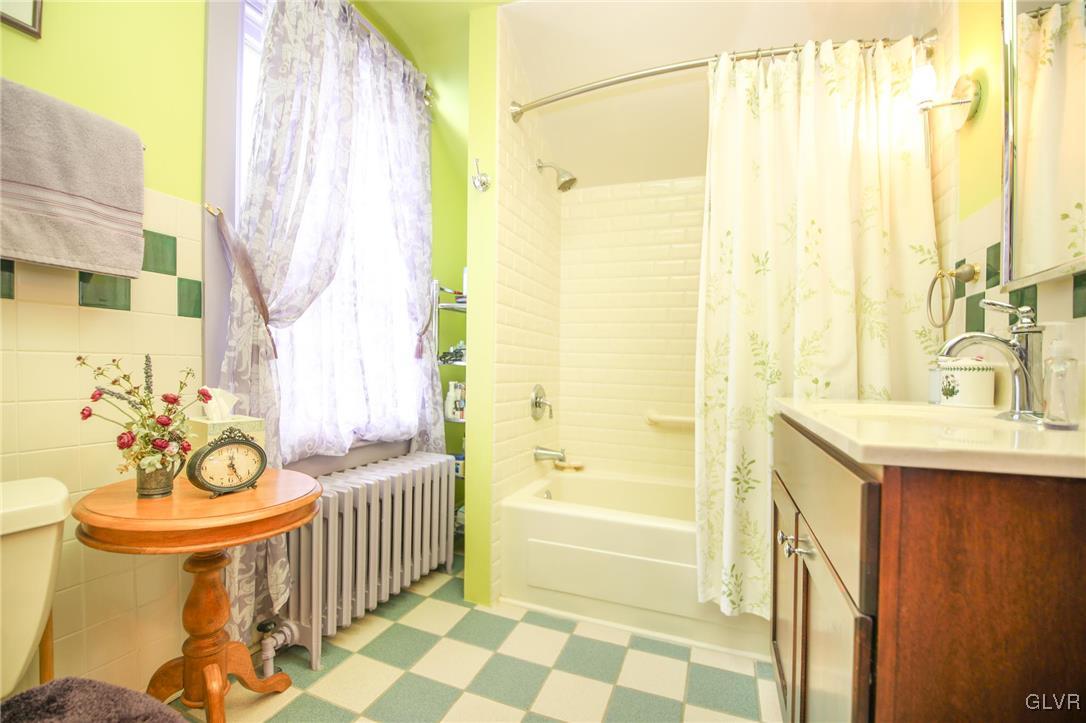 976 North Brookside Road Allentown, PA 18106 - Photo 37 of 47 Gallery Image 37