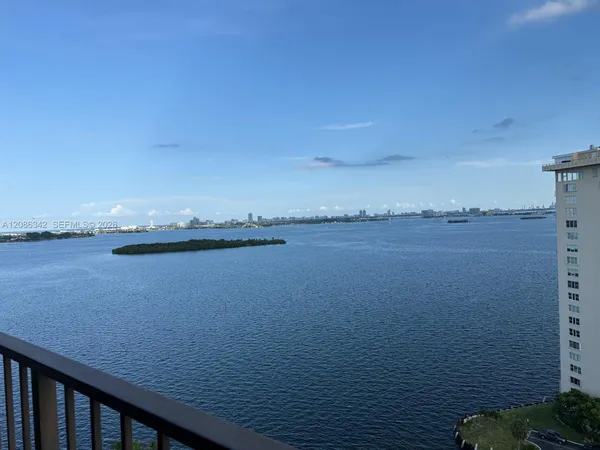 $249,000 | The Cricket Club, Miami, FL 33181