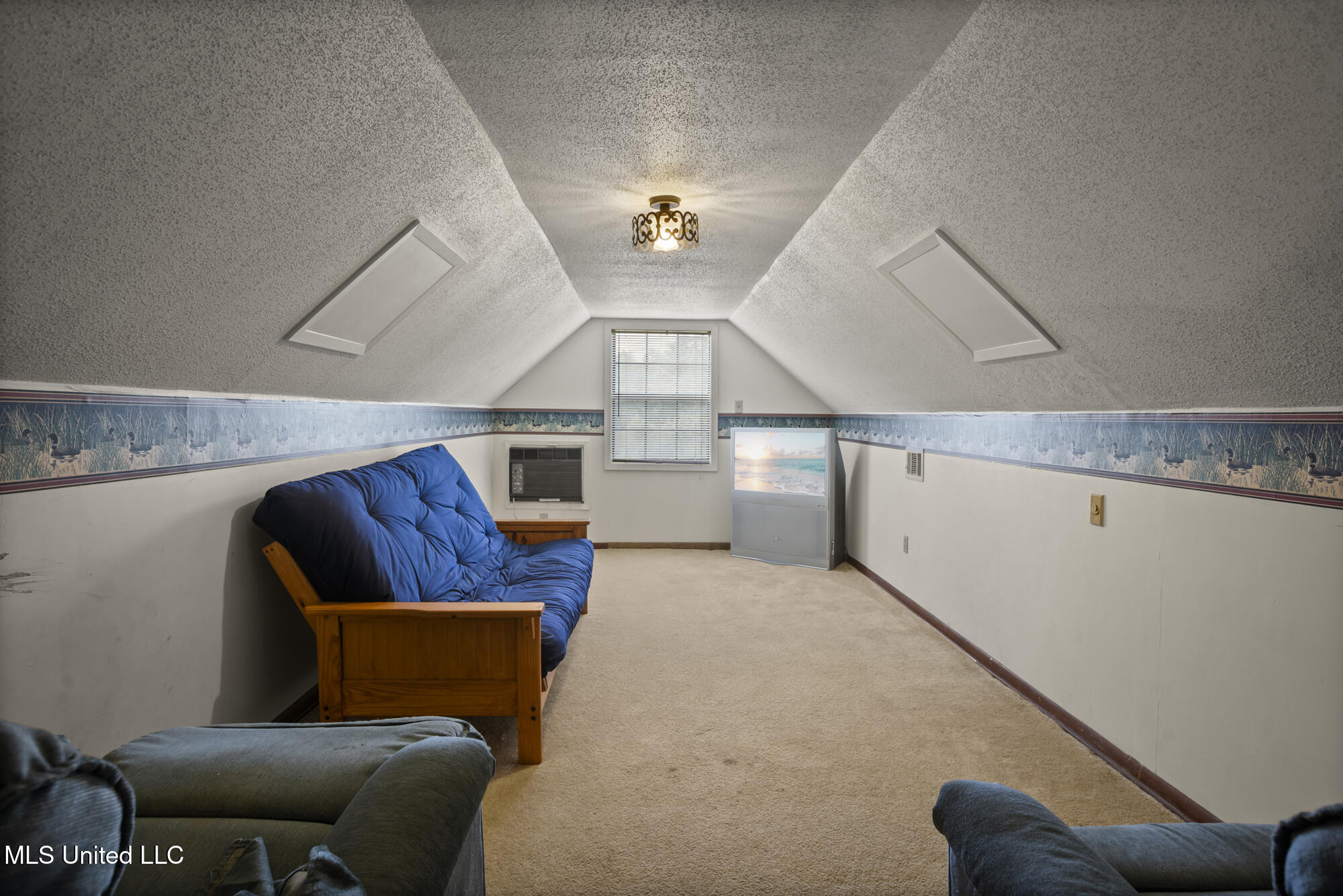 179 Lower Airport Road Lumberton, MS 39455 - Photo 22 of 40 Upstairs bonus room
