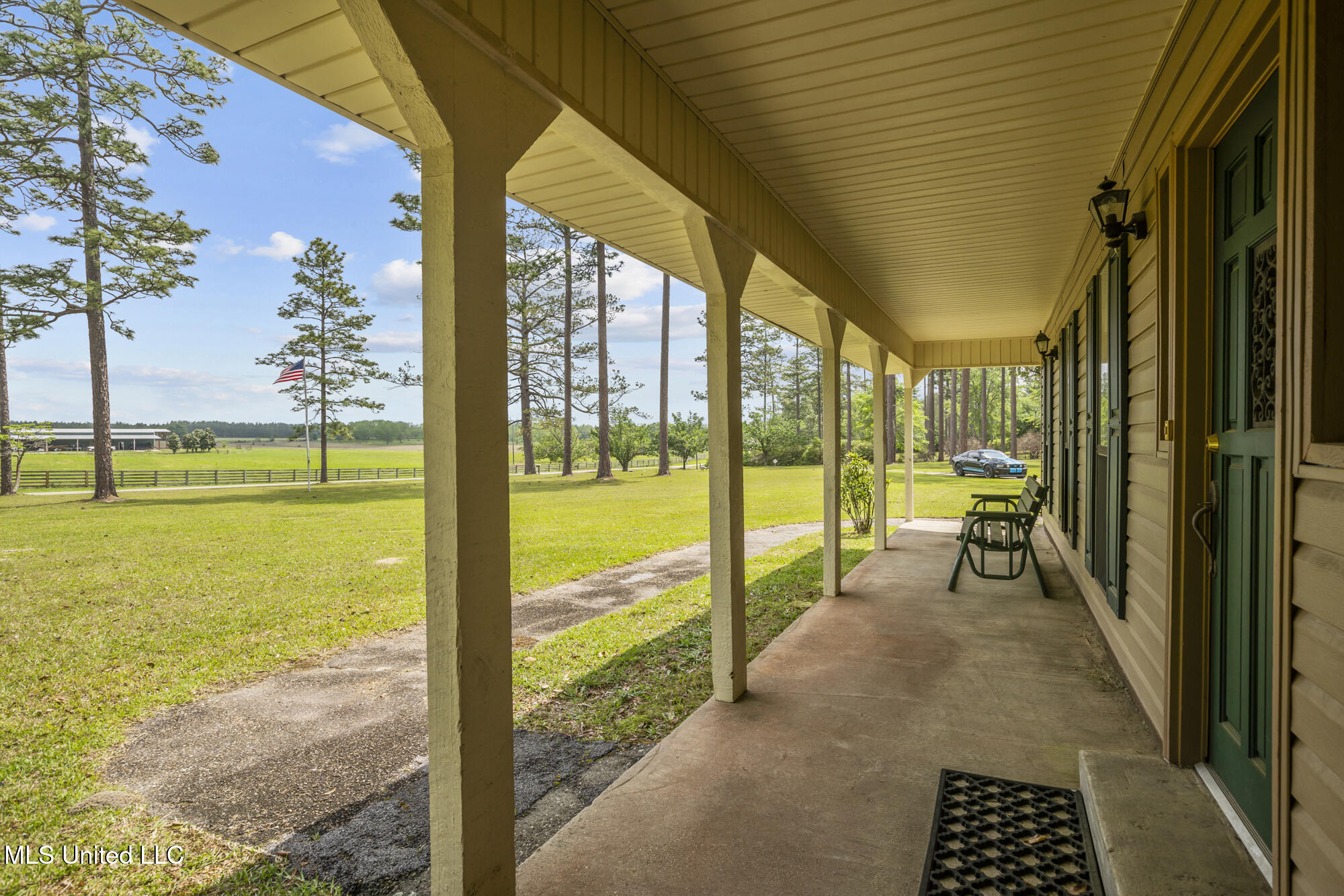 179 Lower Airport Road Lumberton, MS 39455 - Photo 3 of 40 Front Porch