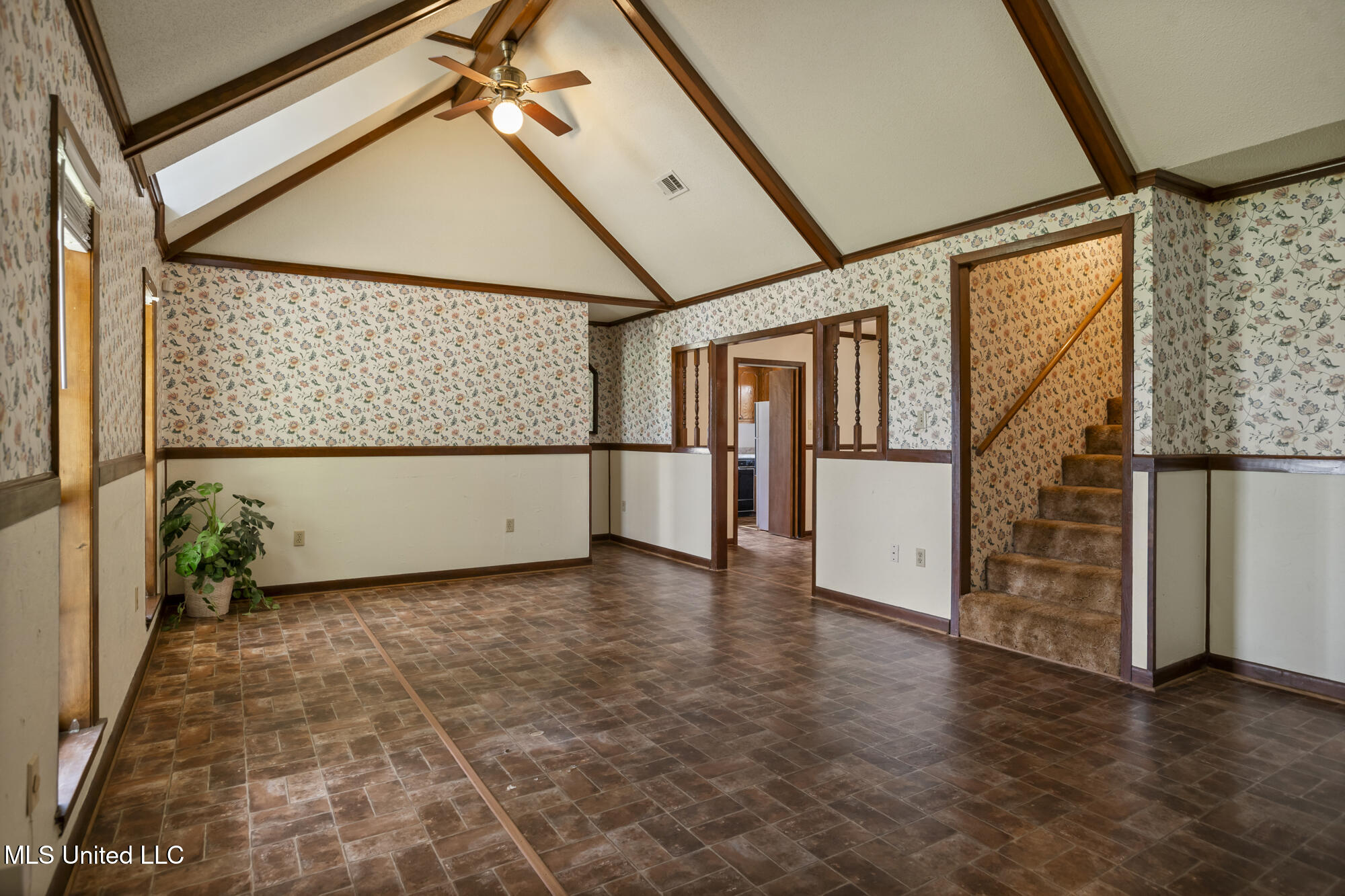 179 Lower Airport Road Lumberton, MS 39455 - Photo 5 of 40 Great Room