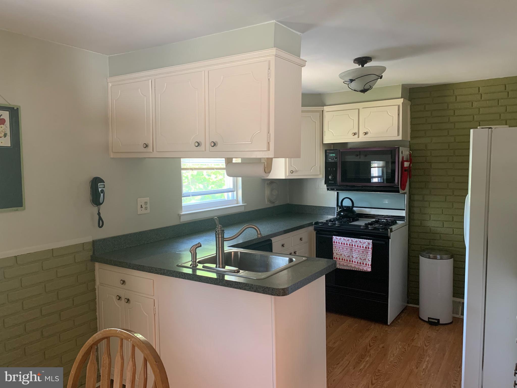760 Susquehanna Road Philadelphia, PA 19111 - Photo 14 of 31 Gallery Image 14