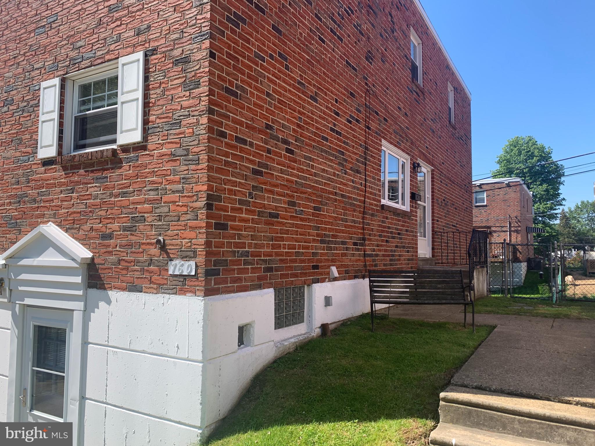 760 Susquehanna Road Philadelphia, PA 19111 - Photo 3 of 31 Gallery Image 3