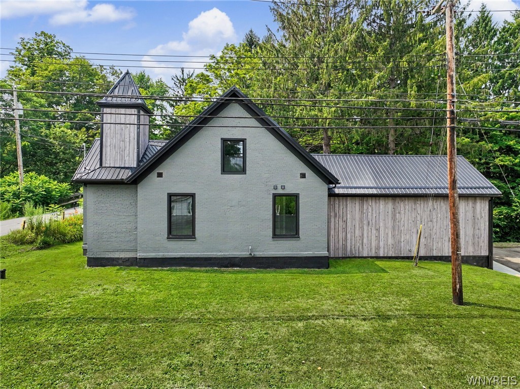 9386 State Road Colden, NY 14069 - Photo 2 of 48 Gallery Image 2