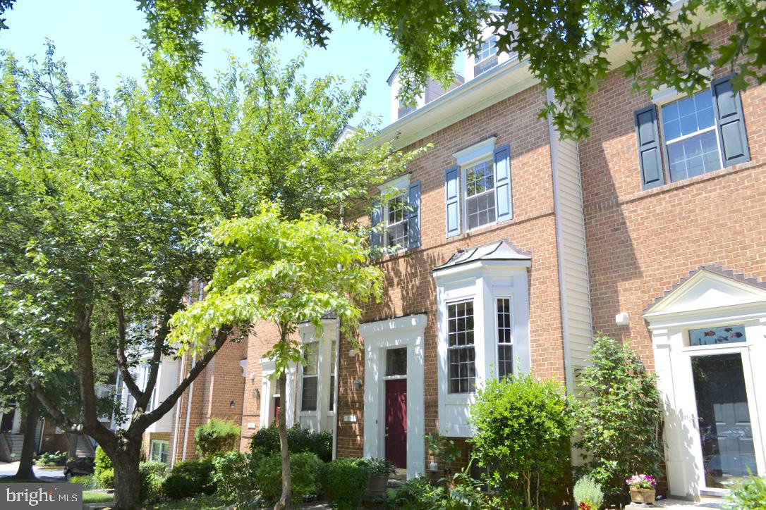 27 Dawn View Court Silver Spring, MD 20904 - Photo 1 of 23