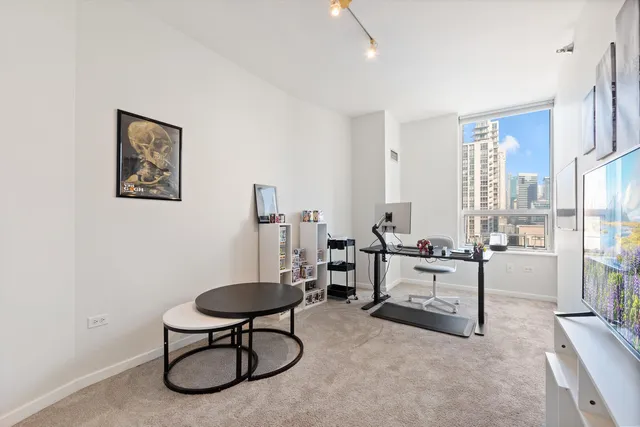 $470,000 | 330 West Grand Avenue, Unit 1107, Chicago, IL 60654