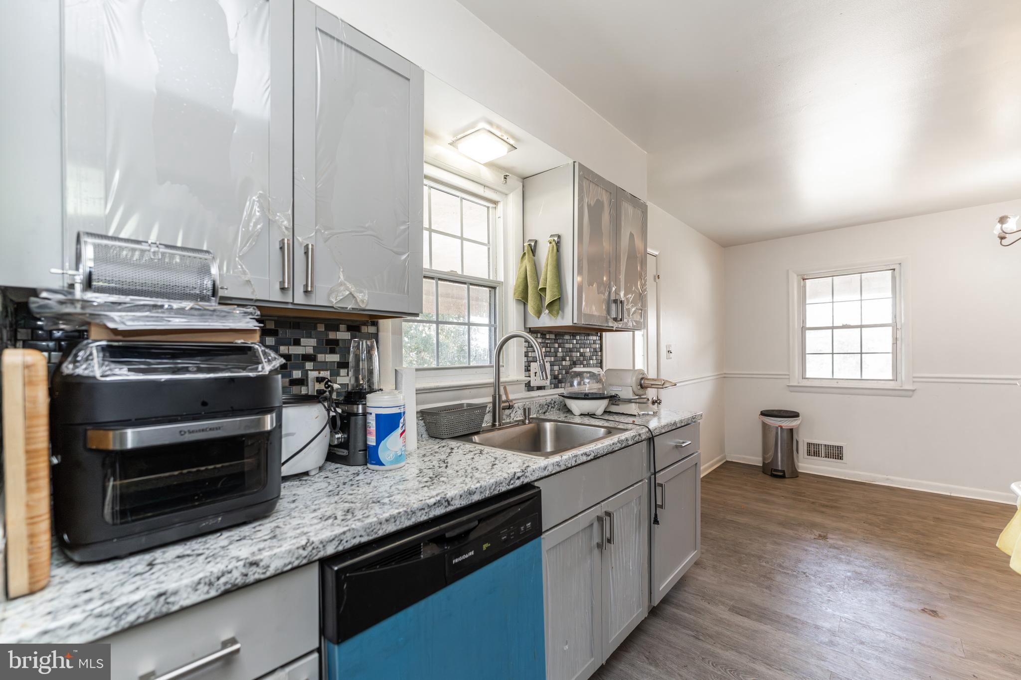 9549 Riggs Road Adelphi, MD 20783 - Photo 9 of 25