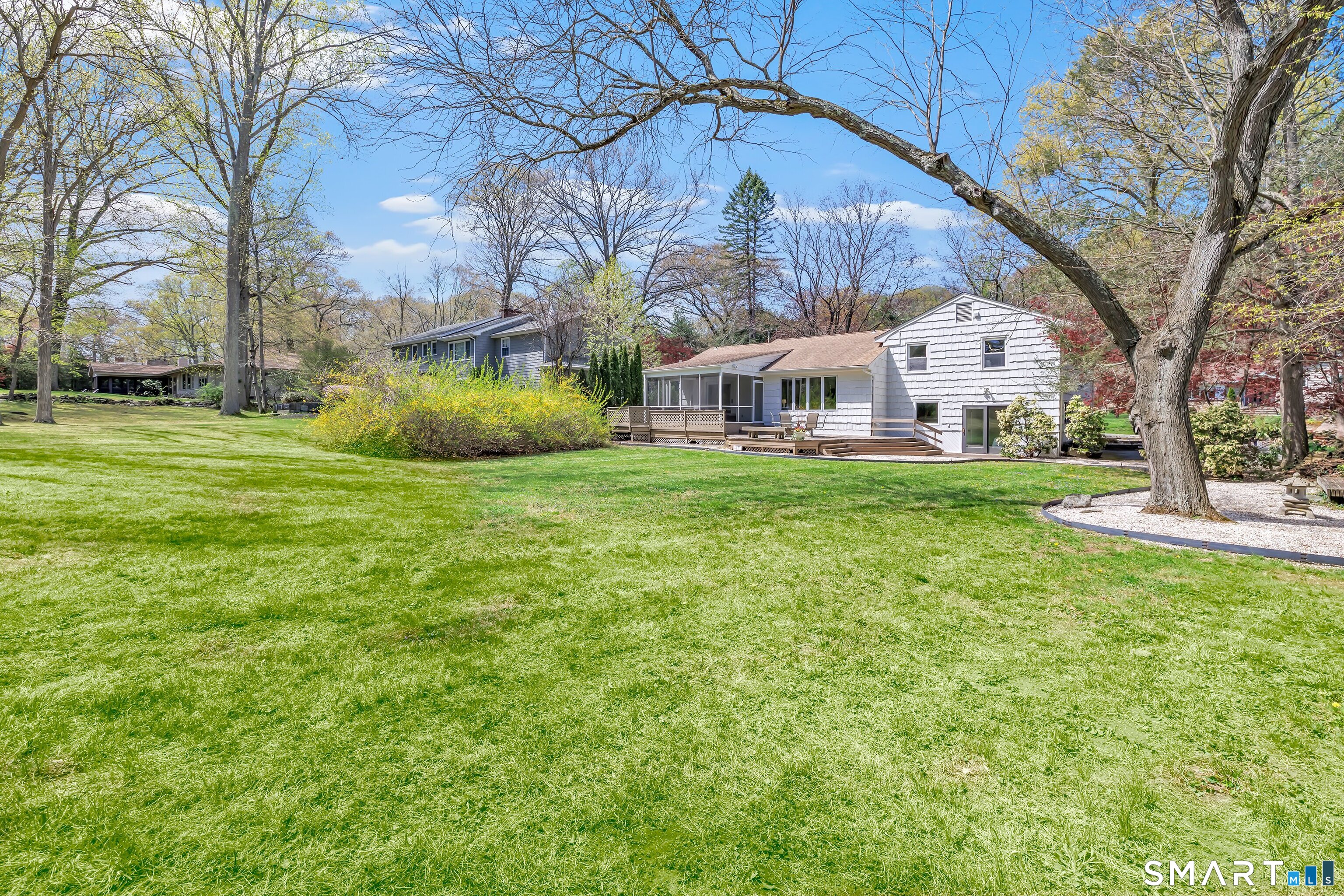 89 Random Road Fairfield, CT 06825 - Photo 35 of 40