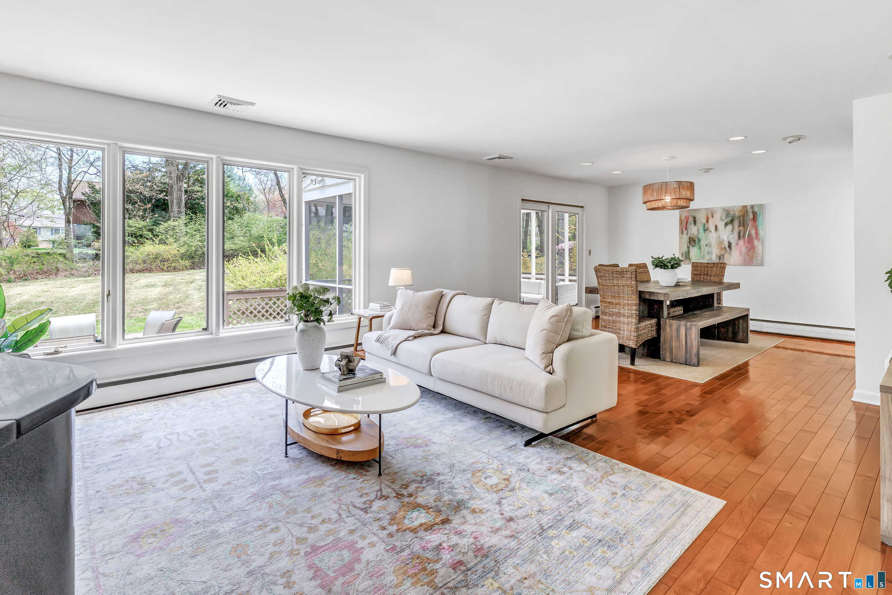 89 Random Road Fairfield, CT 06825 - Photo 4 of 40