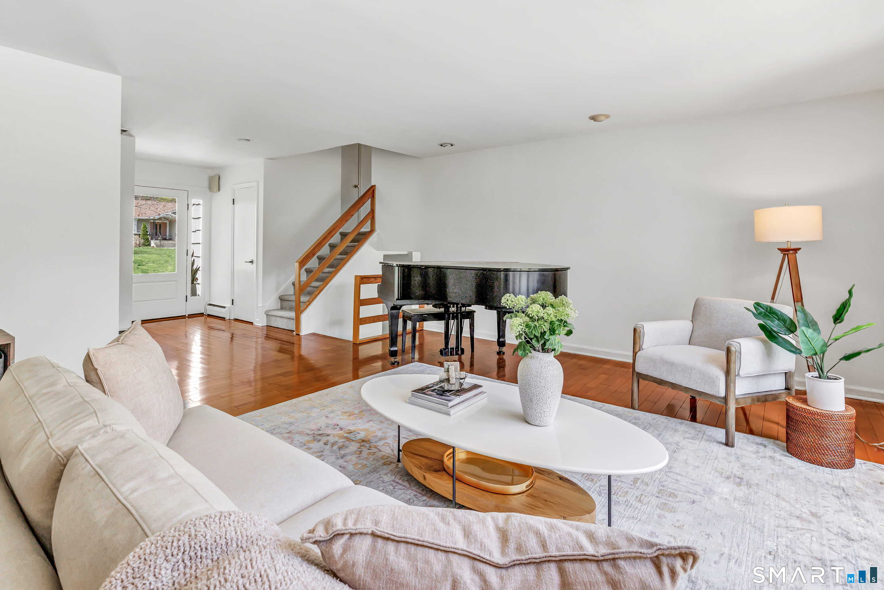 89 Random Road Fairfield, CT 06825 - Photo 6 of 40