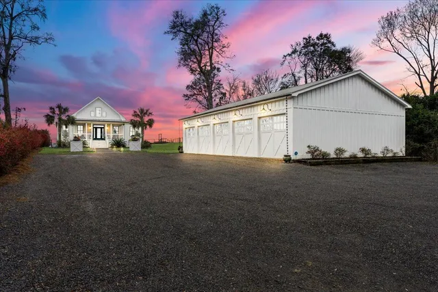 $1,500,000 | 3366 Princess Pond Road, Summerton, SC 29148