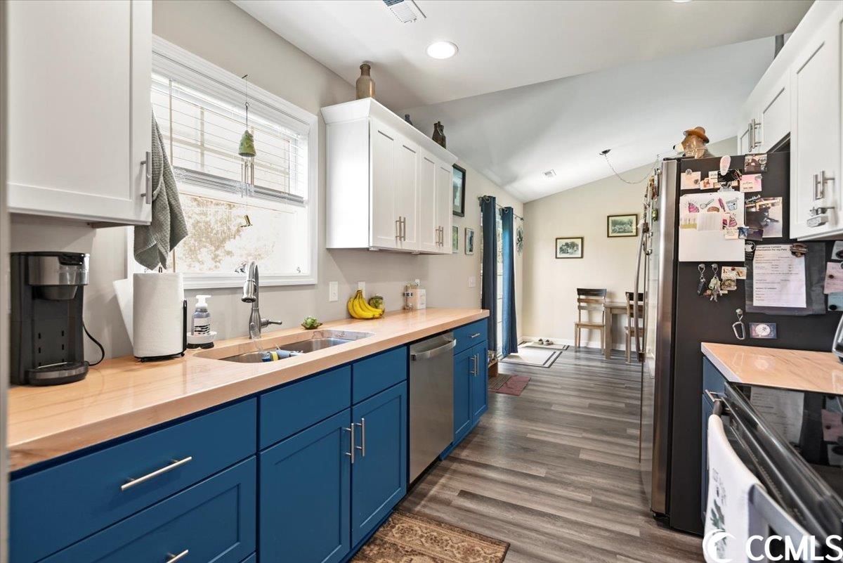 348 Samuel Road Loris, SC 29569 - Photo 3 of 10