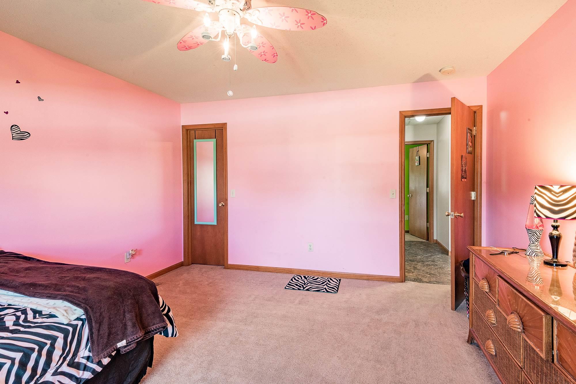9708 Rio Canyon Court Fort Wayne, IN 46825 - Photo 17 of 27 Gallery Image 17