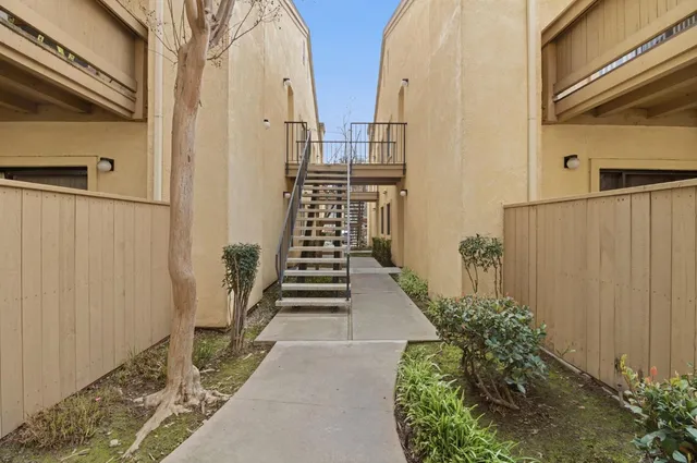$225,000 | 3424 Vintage Drive, Unit 244, Modesto, CA 95356